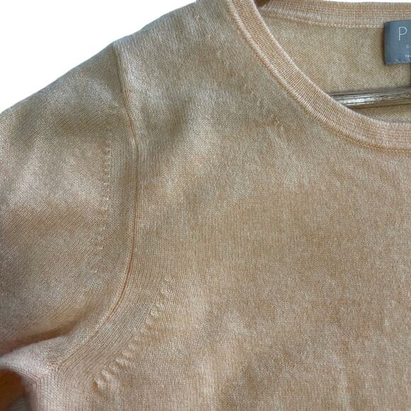 Preloved 100% Cashmere crew neck peach sweater - 4 - Picture 3 of 7